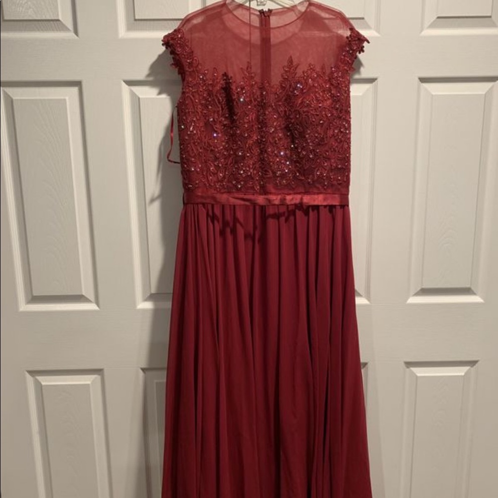 Burgundy prom dress
